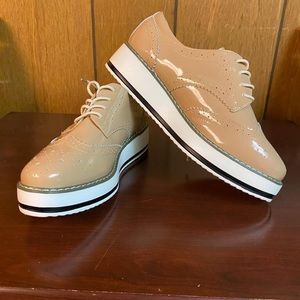 Dadawen, tan. Size 10,  1 3/4" platform heel. Oxford wingtip. Great condition